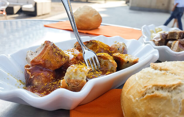 Currywurst für Catering bei Festen und Feiern in Bruchsal Zülfi's Imbiss